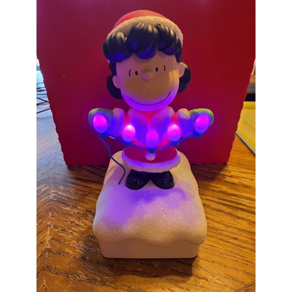 Hallmark Peanuts Gang Christmas Light Show Lucy 2015. Tested